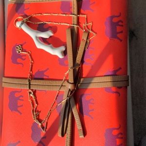 Stella & Dot Cameron Pendant White Enamel Coral Necklace